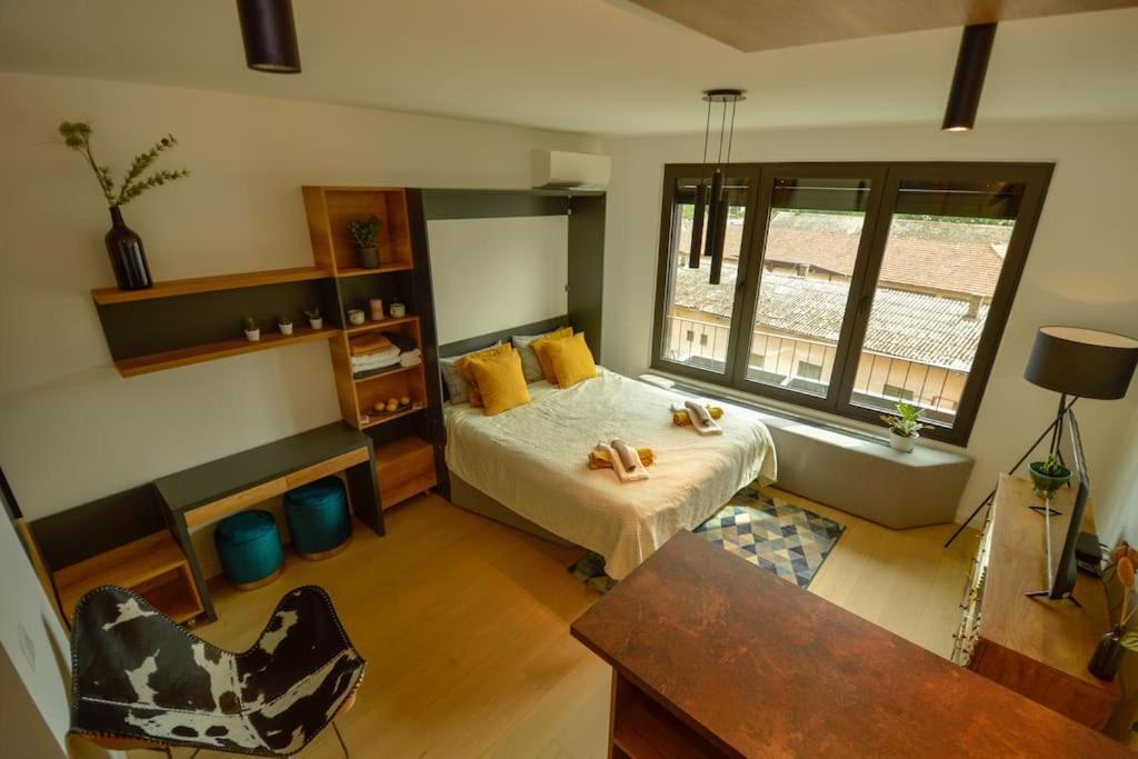 Apartment K District *