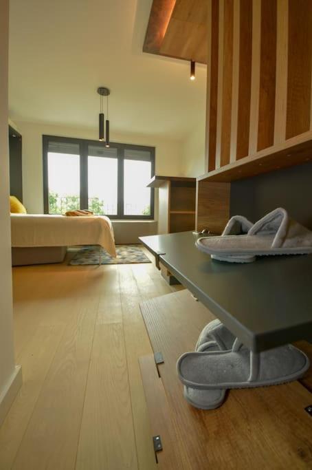 K District Apartment *